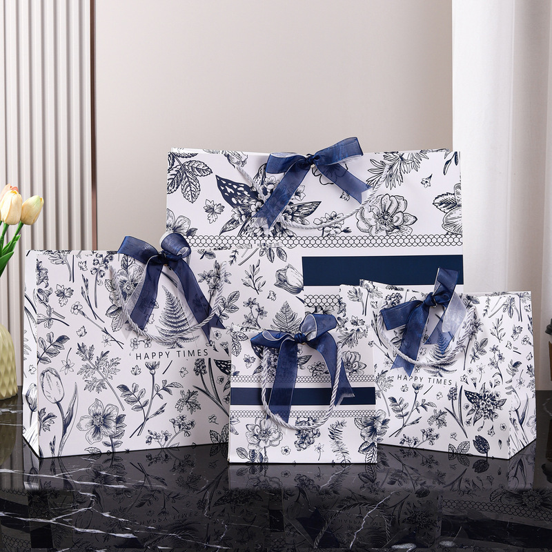 Factory in stock Gift Bag Mid-Autumn Festival Oversized Blue and White Porcelain Birthday Accompanying Gift Bag Handbag Premium Sense Factory in stock Gift Bag Mid-Autumn Festival Oversized Blue and White Porcelain Birthday Accompanying Gift Bag Handbag Premium Sense