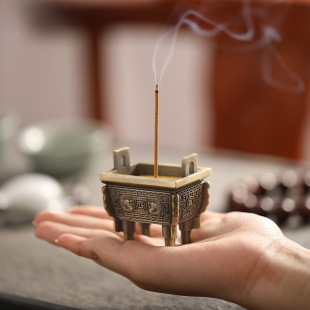 Incense Burner for Home Use, Vertical Agarwood Incense Burner with Nine Holes, Mini Incense Holder, Incense Stand Ornament, Indoor Incense Holder for Sandalwood