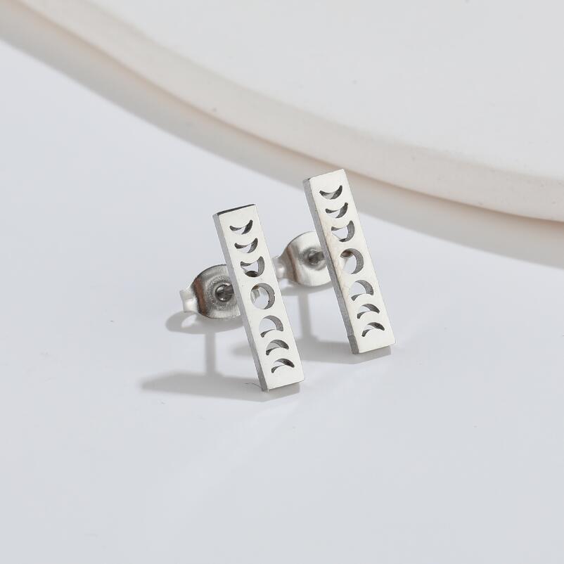 Fashion Sun Moon Titanium Steel Ear Studs Plating No Inlaid Stainless Steel Earrings display picture 3
