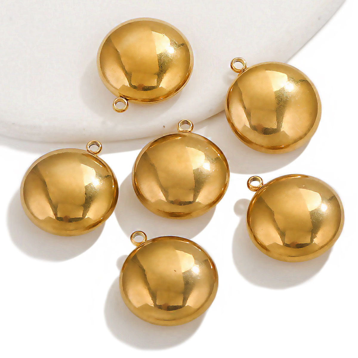 Acero inoxidable hueco 17mm colgante redondo pulsera collar DIY pequeño colgante simple joyería accesorios al por mayor