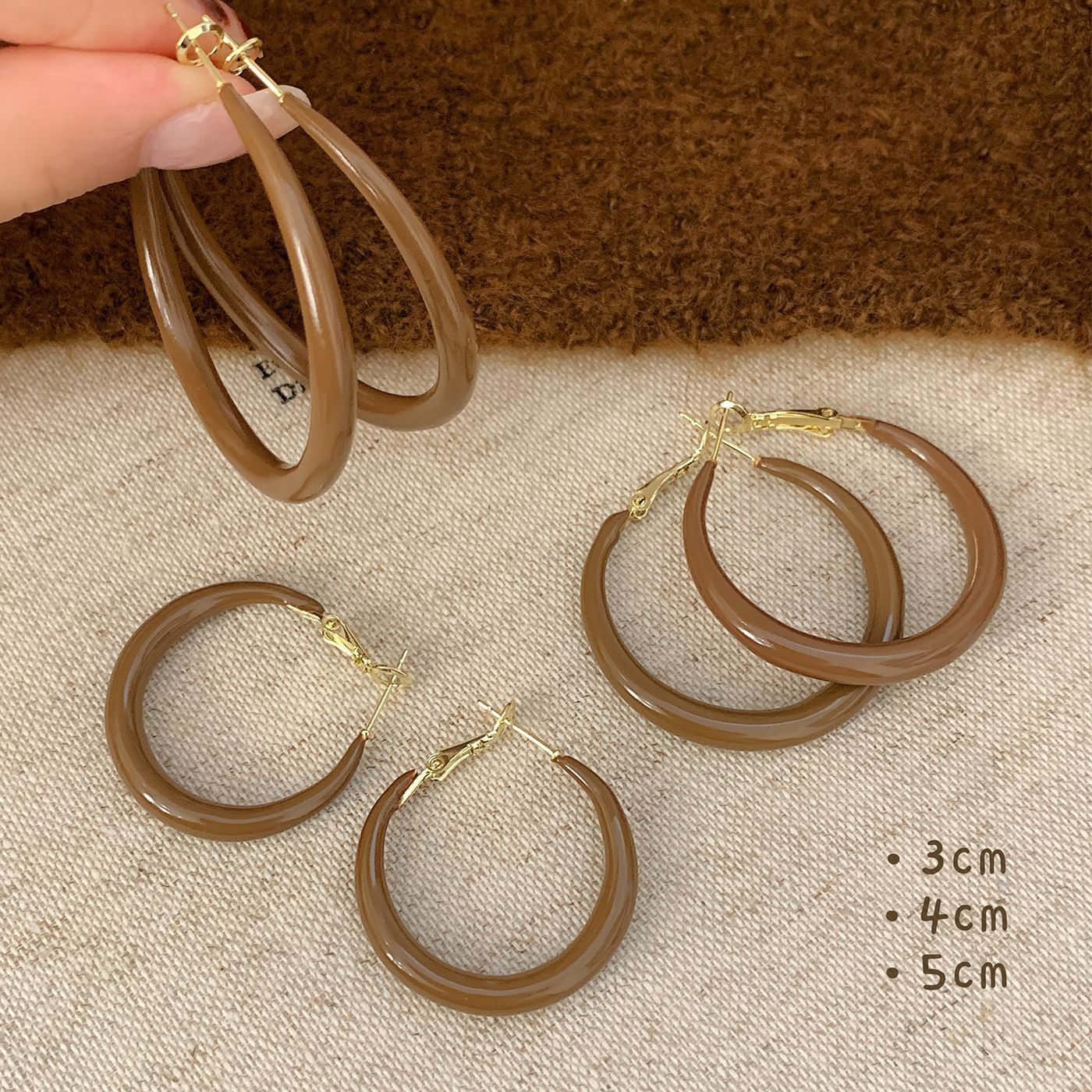 Maillard Brown Oil Drop Copper Circle Large Hoop Earrings for Women with Silver Needle, Simple Exaggerated Fashion Niche Versatile Ear Clips