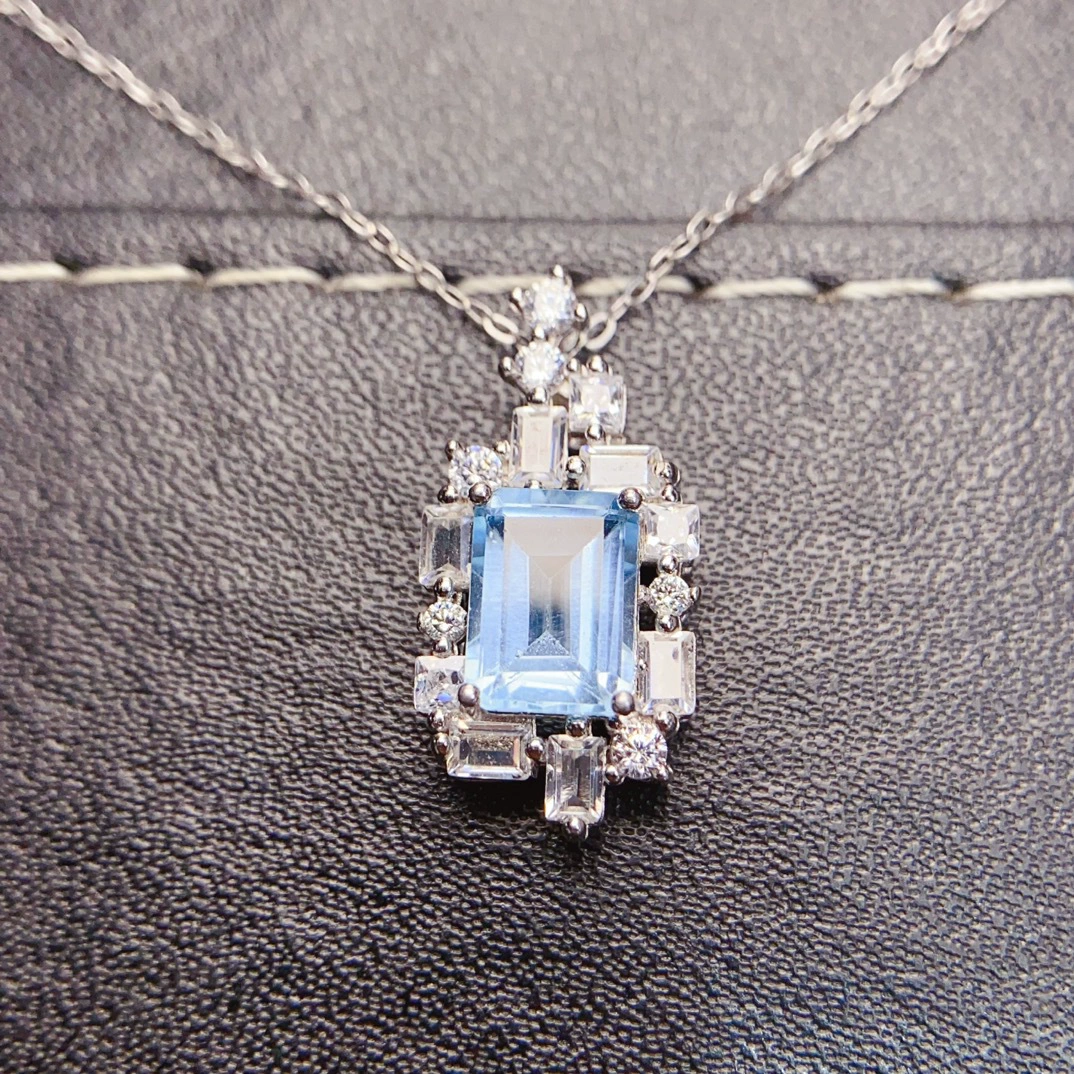 Заводская оптовая продажа натуральный топазовый кулон S925 Серебряный инкрустированный основной камень 6*8