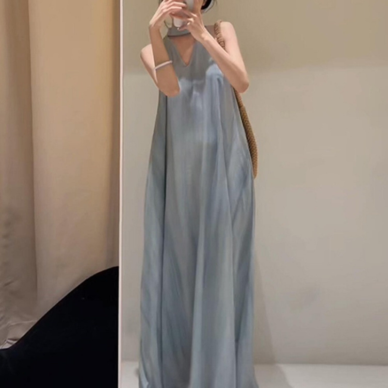2025新款慵懒风法式蓝色无袖吊带连衣裙子女夏季海边度假仙女长裙|undefined