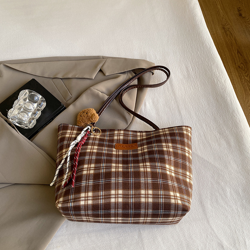 Bolsa de lona para mujeres 2024 nuevo otoño y invierno multifuncional bolsa de hombro casualidad cuadrada bolsa de viaje de clase