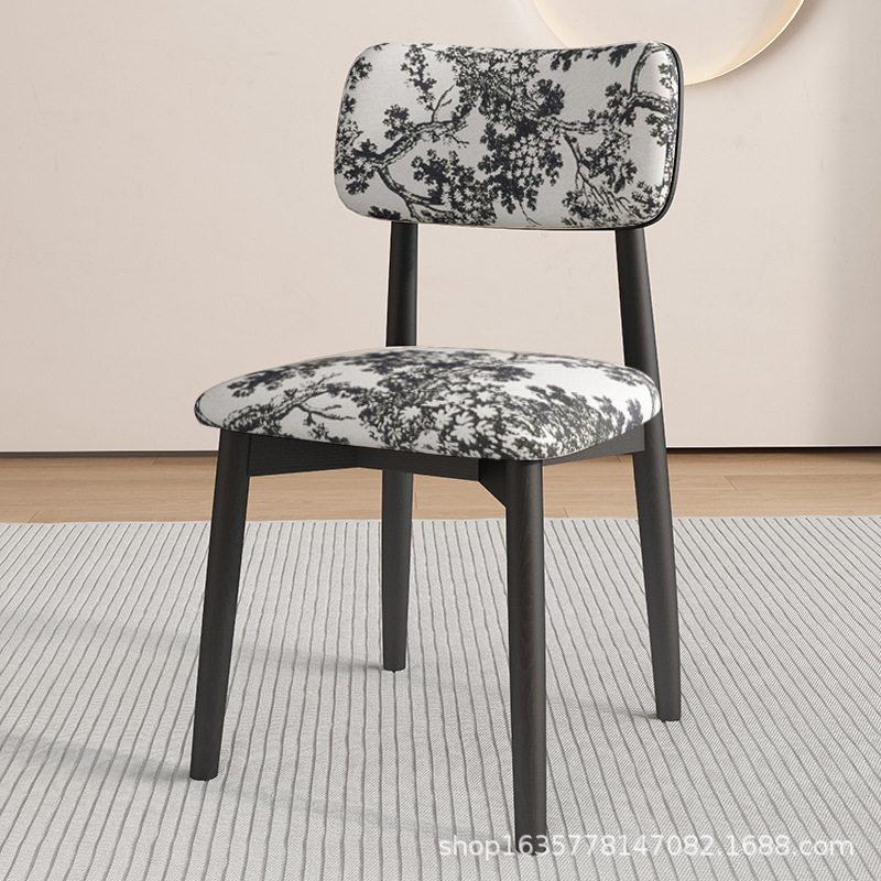 Silla de comedor de madera sólida nórdica, silla de comedor de hotel, silla de respaldo de fábrica, taburetes de comedor modernos y simples