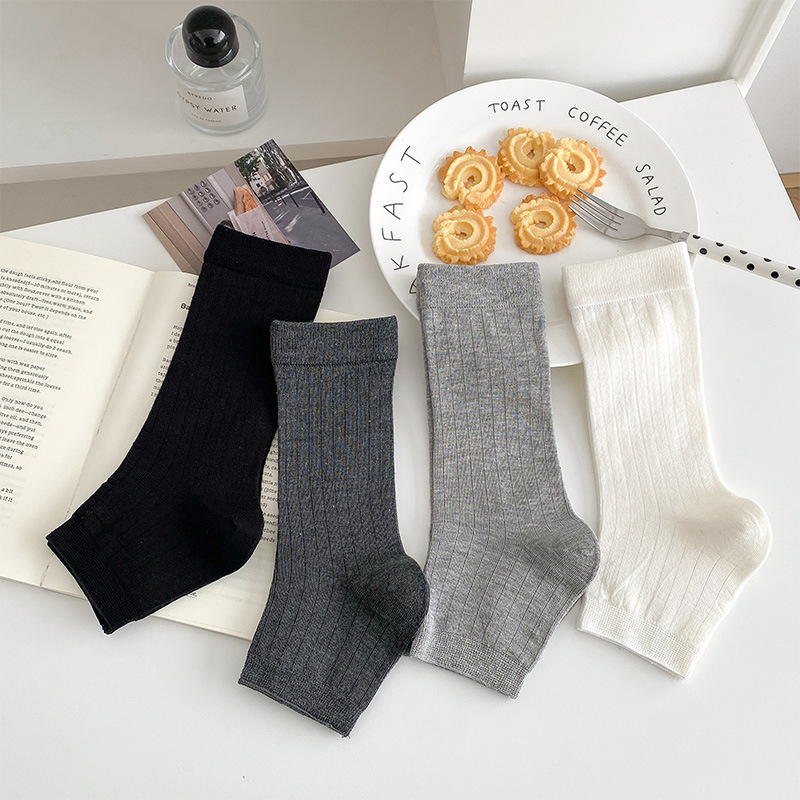 Milky White Vertical Striped Footless Sock Covers for Women, Japanese Style, Simple and Versatile, Half-Length Slouch Socks to Pair with Mary Jane Shoes, Jk Socks