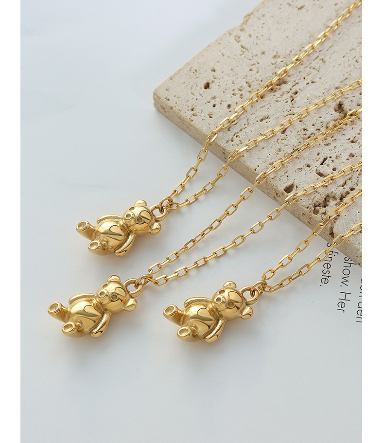 2021 Fall Cute Bear Chubby Pendant Necklace Korean New Titanium Steel Clavicle Chain Jewelry display picture 6