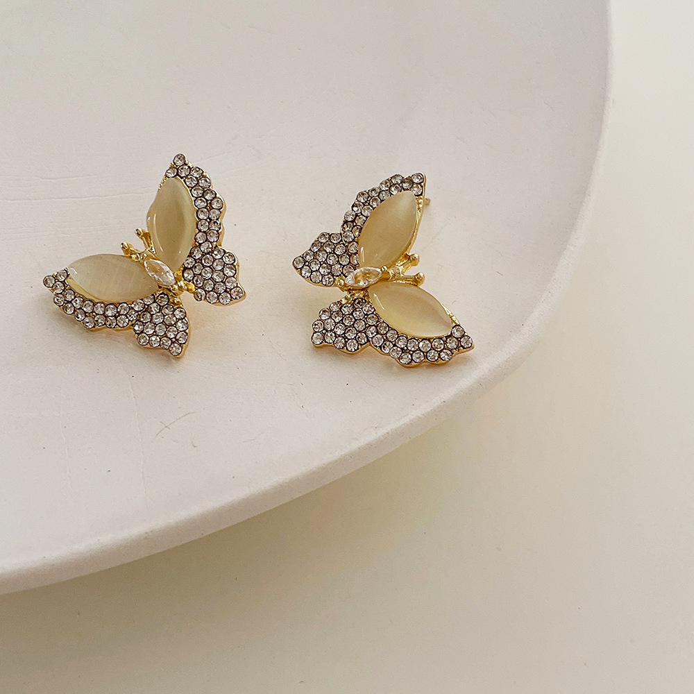 Fashion Delicate Full Diamond Opal Inlaid Butterfly Pattern Studs Earrings display picture 2