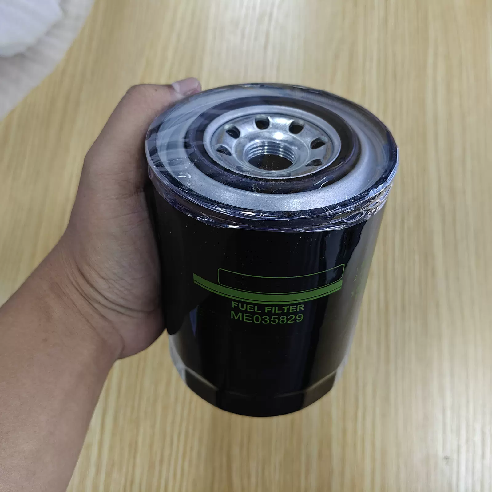 Fuel filter ME035829 柴油滤适用三菱FUSO卡车燃油滤清器滤芯