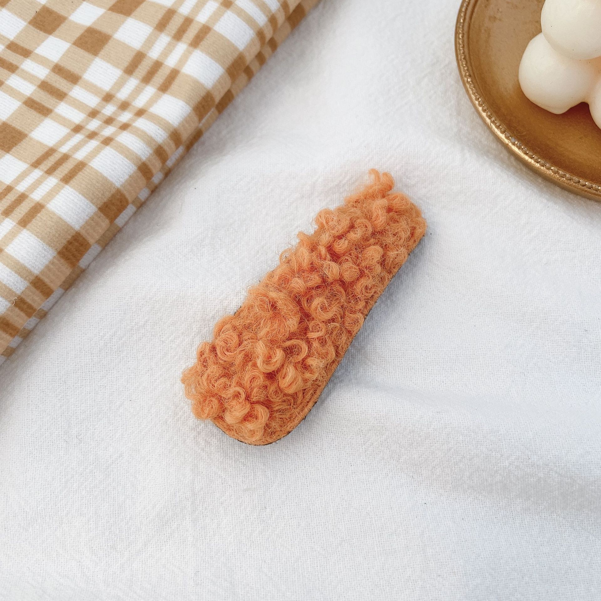 Horquilla peluda de las mujeres sombreros de estilo coreano lindo tejido de horquilla de pato amarillo flequillos clip pequeño lado otoño e invierno accesorios para el cabello mujeres