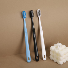 �S�����l���ֵ���s�L�ߙn�Ƶ�һ���������pɫƴë�ͷ���ˢ�Ĳ�