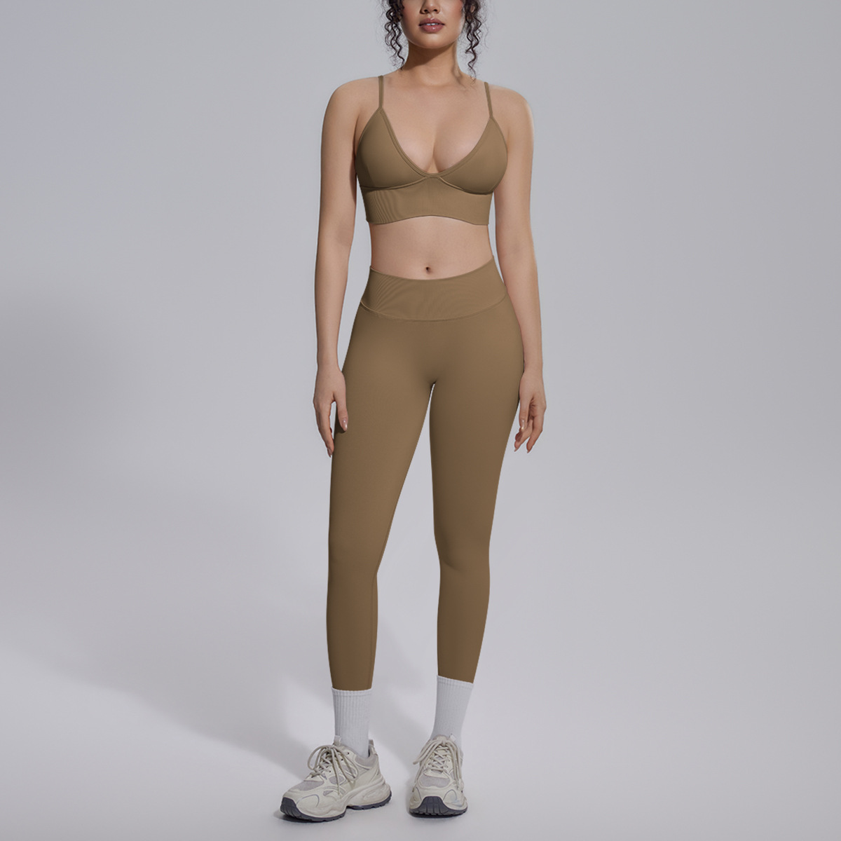 Nuevo cross-border sin costuras color sólido apretado transpirable y elástico yoga conjunto de cuatro piezas de ejercicio ejercicio ejercicio ejercicio yoga conjunto