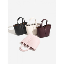 ��Ϧ�Y��߼���֦�y�˻@�Ӱ�ˮͰ��2025�¿�����ͨ�چμ�б���Ů