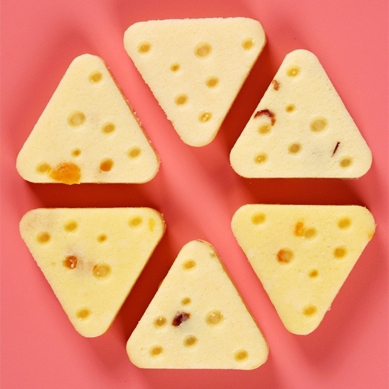 Inner Mongolia Dairy Specialty: 250g Milk Cheese with Triangular Fruit Particles, Original Peach and Cranberry Triple Cheese