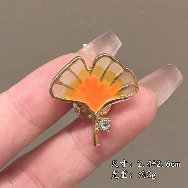 은행잎 버클 핀