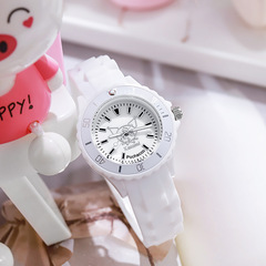 Cartoon Silicone White Pearls Dog Lulumi Analog Student Quartz Watch New Watch Wholesale