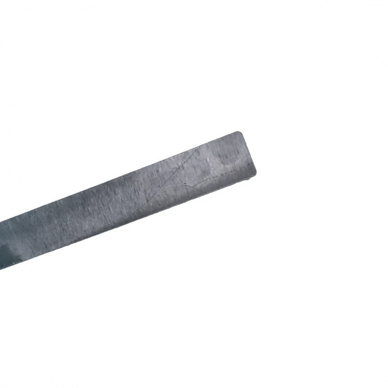 Производитель поставляет силиконовую уплотнительную ленту толщиной 2 мм, силиконовую экструзионную ленту, резиновую прокладку.