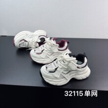 32115��ͯ�ϵ��˶�Ь2025�����¿��ͯЬ������͸������ܲ�Ь