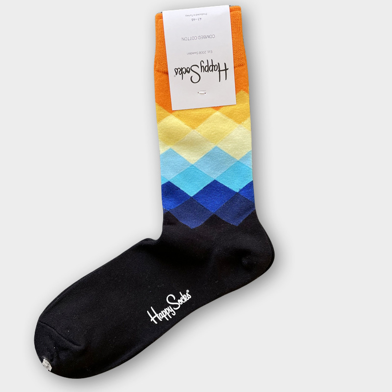 ハッピーソックス メンズソックス ミドル丈 コーマ綿 吸汗消臭 通気性 スウェーデン製 おしゃれ カラフル 薄手