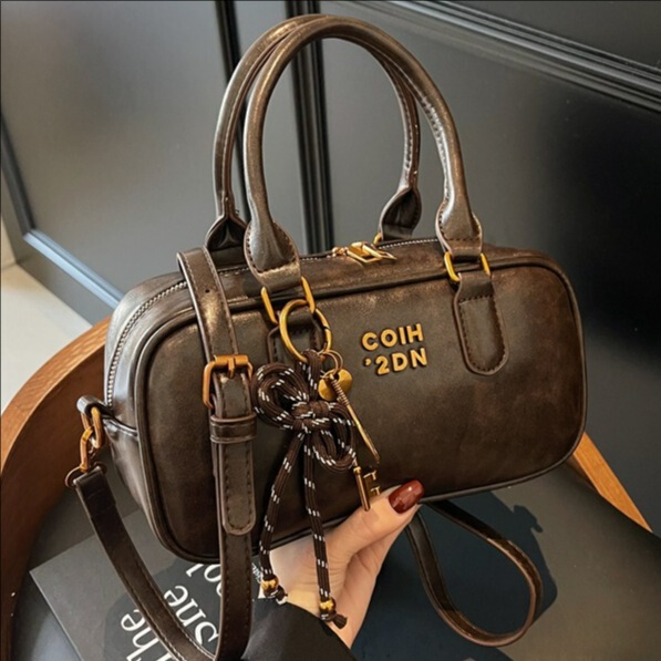 Cross-Border Portable Shoulder Bag Bowling Bag for Women Korean Niche Designer Style Retro Boston Bag Versatile Crossbody Bag Cross-Border Portable Shoulder Bag Bowling Bag for Women Korean Niche Designer Style Retro Boston Bag Versatile Crossbody Bag
