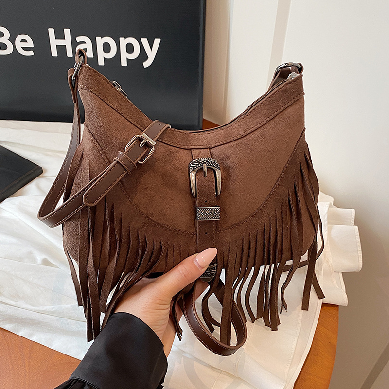 Autumn Niche Retro Commuter Motorcycle Tassel Bag For Women 2025 Fall/Winter New Leather Buckle Matte Shoulder Crossbody Bag - Thumbnail 4