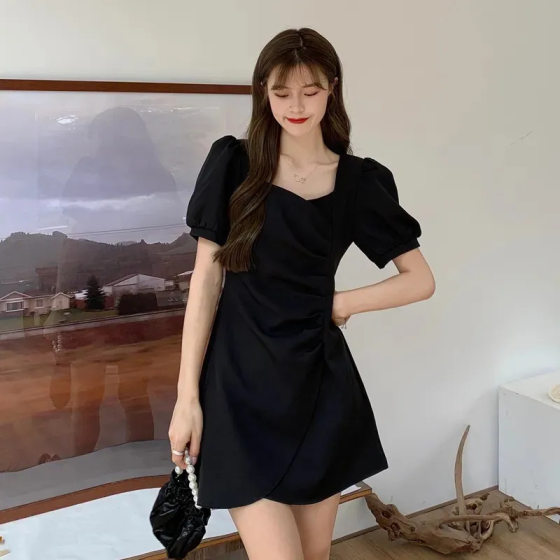 French Style Square Collar Pleated Puff Sleeve Irregular dress Women's 2024 Summer New Small Waist Slimming Skirt