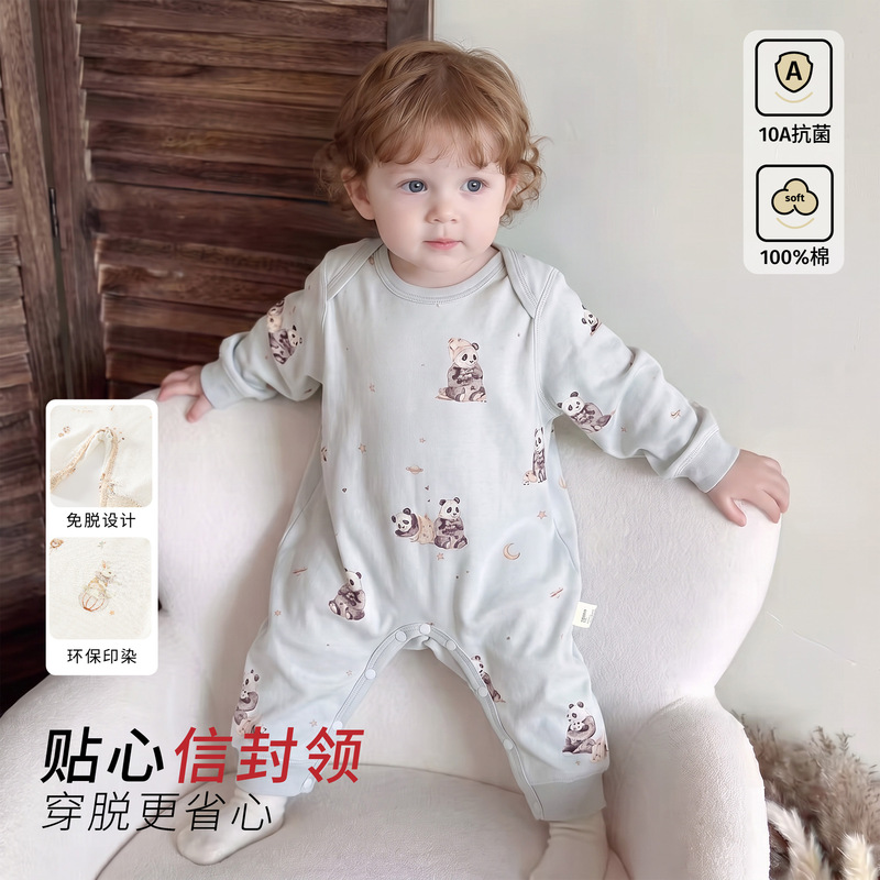 Baby long-sleeved jumpsuit, suitable for spring and autumn, unisex, made of pure cotton, with a wrap-style neckline, a new and stylish design for outings