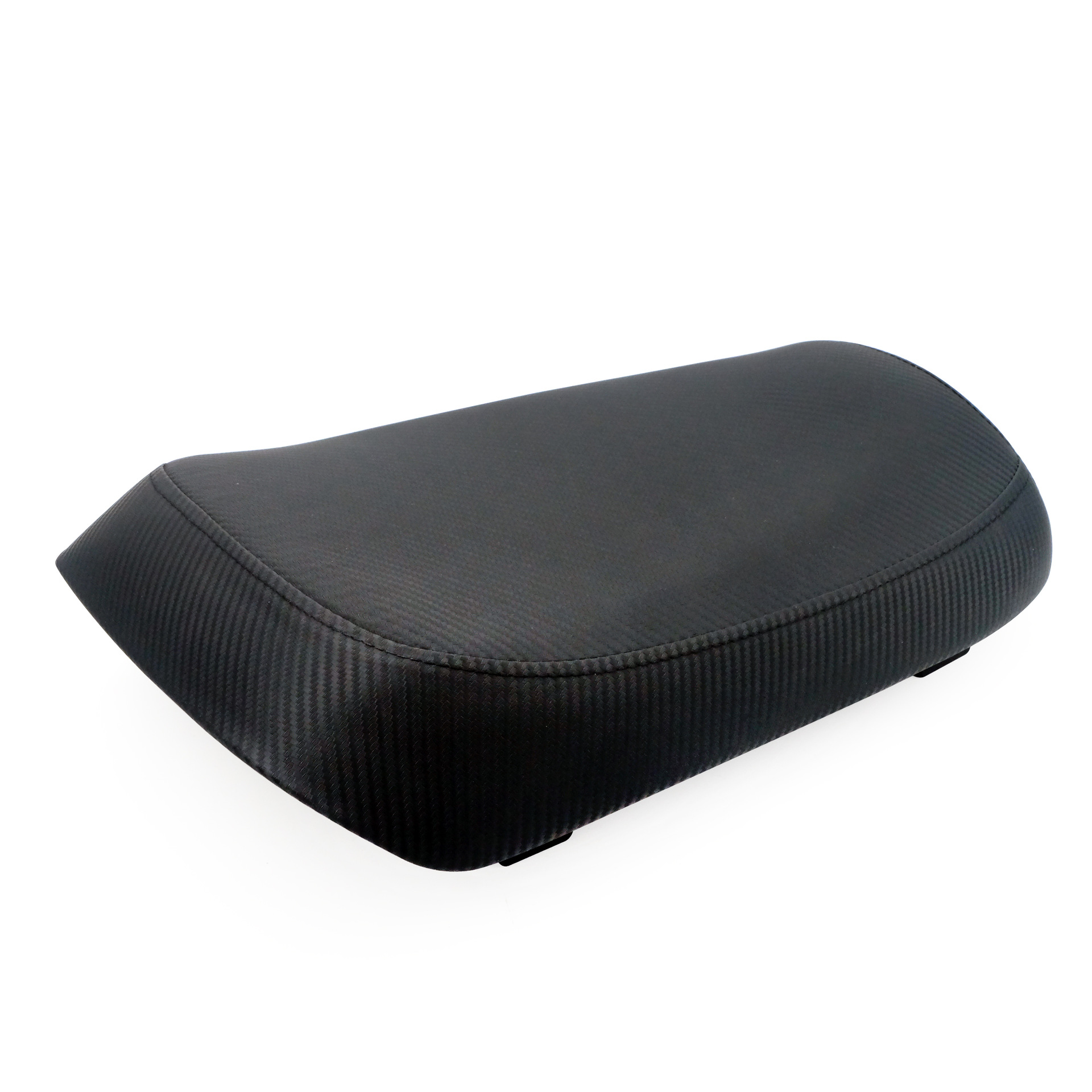 カーボンファイバーレザー調シートクッションは、ホンダZOOMER RUCKUS AF58 NPS50に適合する交換部品です。