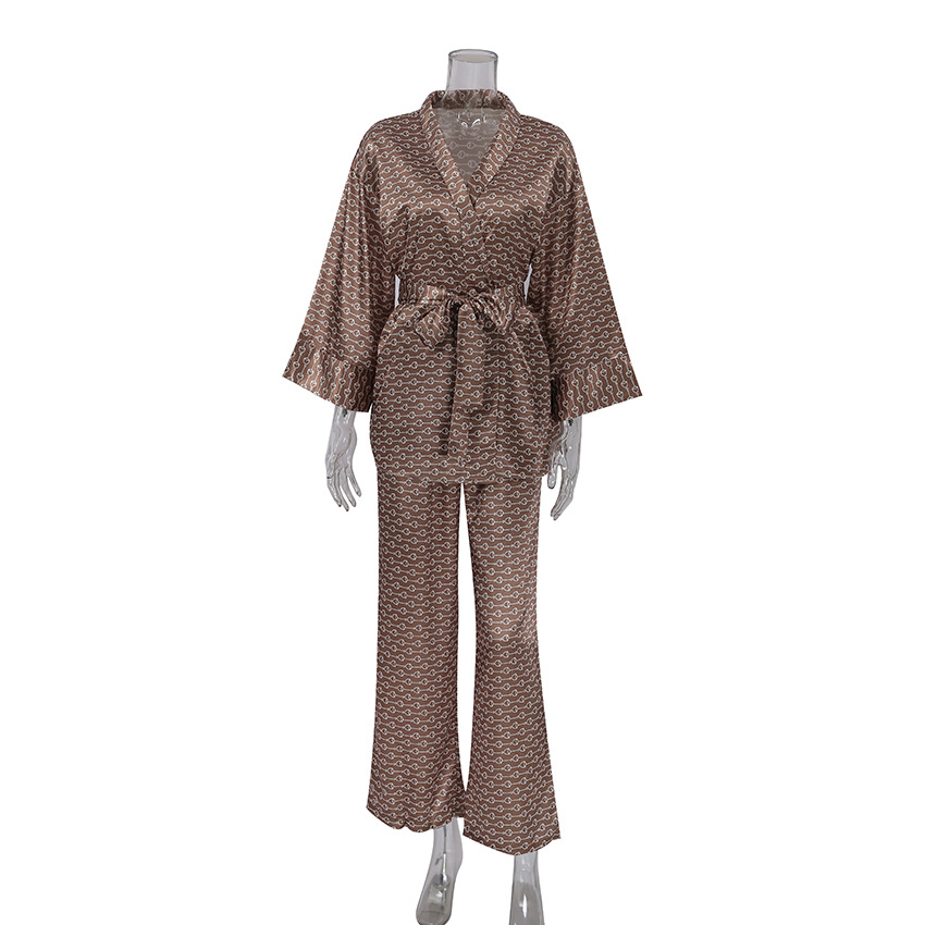 322g Weight Long Sleeve Sleeve Length Pajamas Lingerie Type Polyester Fabric Type Regular Top Length Pants Sets Sets Type 2 Pieces Set Quantity Home, Outdoor, Daily Occasion V Neck Neckline Breathable Function Regular Fit Fit Type Printing Pattern Winter, Summer, Spring Season Women's Gender Vintage Style Style Home Outdoor Daily Women's Vintage Style Printing Polyester Pants Sets Pajama Sets 无