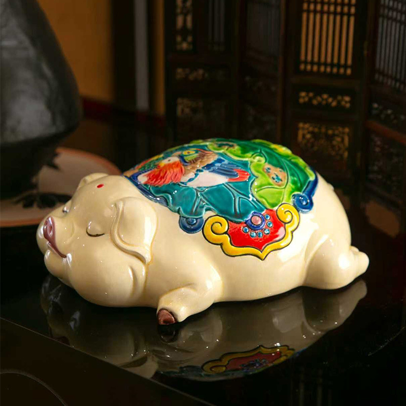 新款国风陶瓷交趾陶珠联璧合财神猪创意家居室内客厅玄关装饰摆件