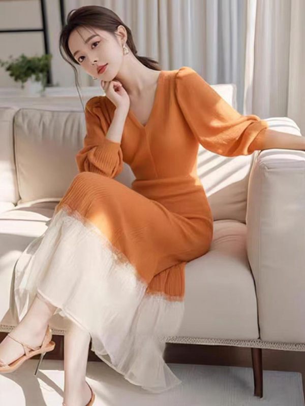 秋季女装2025年新款橘色针织连衣裙子上流社会独特漂亮设计感长裙|undefined