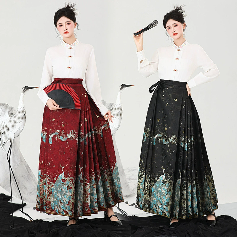 Осенняя национальная ветреная золотая юбка с конским лапшой