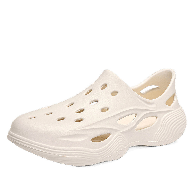 Nuevos zapatos con agujeros, zapatos de vadeo de playa para hombre, sandalias deportivas al aire libre, zapatos de conducción ligeros y de suela suave, transpirables y duraderos
