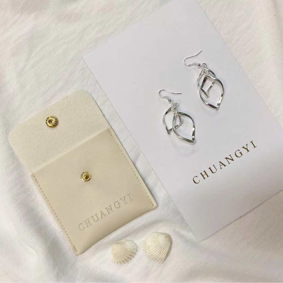 仿皮革PU珠宝首饰包装袋珠宝首饰按扣袋项链戒指PU收纳袋PU按扣袋