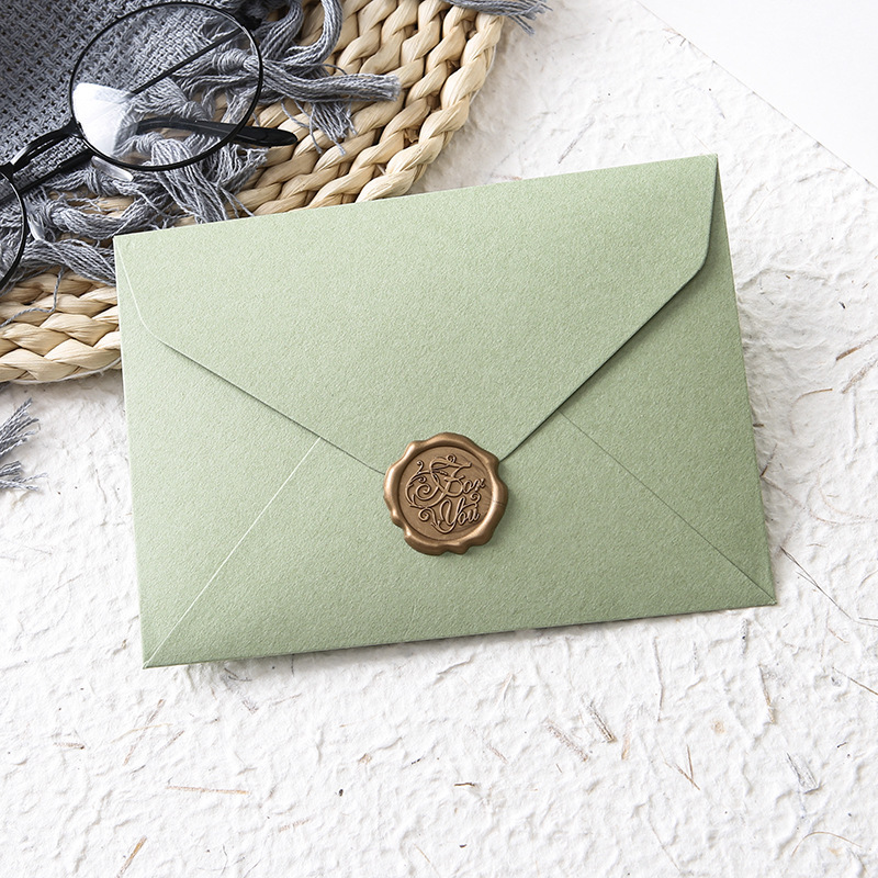 Sobre verde aguacate 1 + sello de laca caliente 1