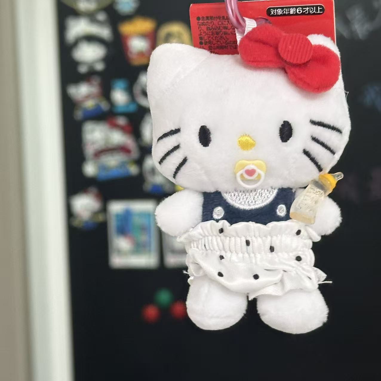 黒麦わら帽子キティ帽子ベビーペンダントラブバックル人形人形かわいいヘップバーンスタイルペンダントキーホルダー