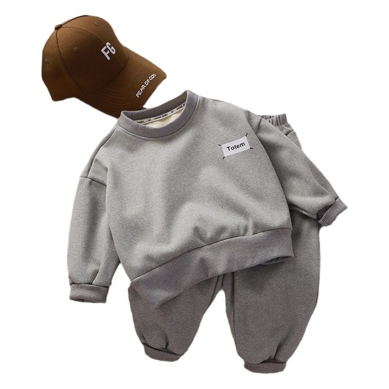 Suéter de otoño para niños invierno forrado de lana estilo coreano traje deportivo suelto niños y niñas traje de dos piezas para niños de estilo occidental