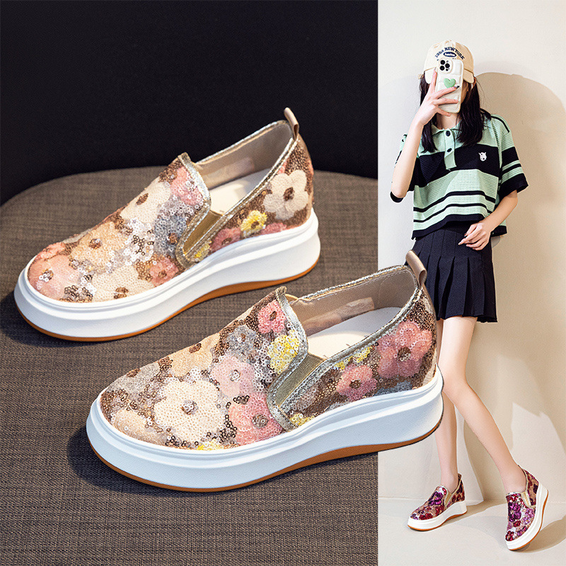 Inner Height-Increasing Slip-On Loafers for Women in Spring, Summer and Autumn Sequined Flower Mesh Shoes Breathable Lazy Wedge-Heeled Women's Shoes