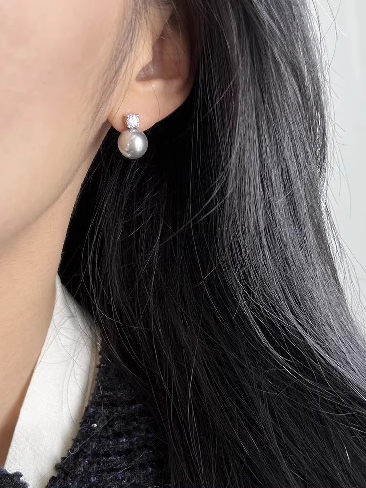 6g Weight 925 Sterling Silver Ear Needle Material Pearl Inlay Material Ear Studs Classification 1 Pair Quantity Holiday, Daily Occasion 925 Sterling Silver Material Geometric Pattern All Seasons Season Women's Gender Polished Finish Elegant, Simple Style Style 1 Pair 925 Sterling Silver Geometric Pearl Ear Studs 6