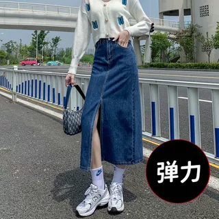 前开叉深蓝色包臀裙甜美女2025年弹力收腰修身牛仔裙高级感设计