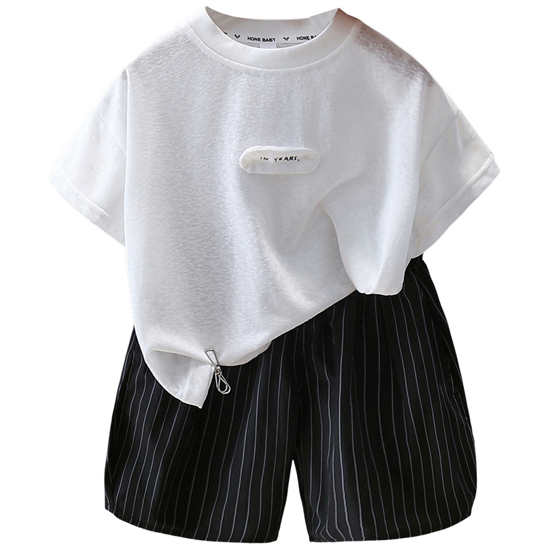 7365 Traje de verano para niños Niños 2025 Nueva camiseta de manga corta ligera y transpirable Pantalones a rayas de verano Conjunto de dos piezas 4
