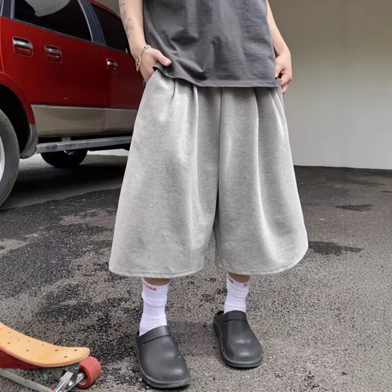 Men's Solid Color Casual Capri Shorts Loose Wide-Leg Mid-Length Street Style Daily Sports Pants Men's Solid Color Casual Capri Shorts Loose Wide-Leg Mid-Length Street Style Daily Sports Pants