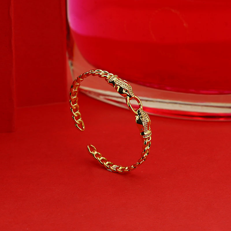 Fashion Leopard Head Copper Inlay Zircon Bangle display picture 5