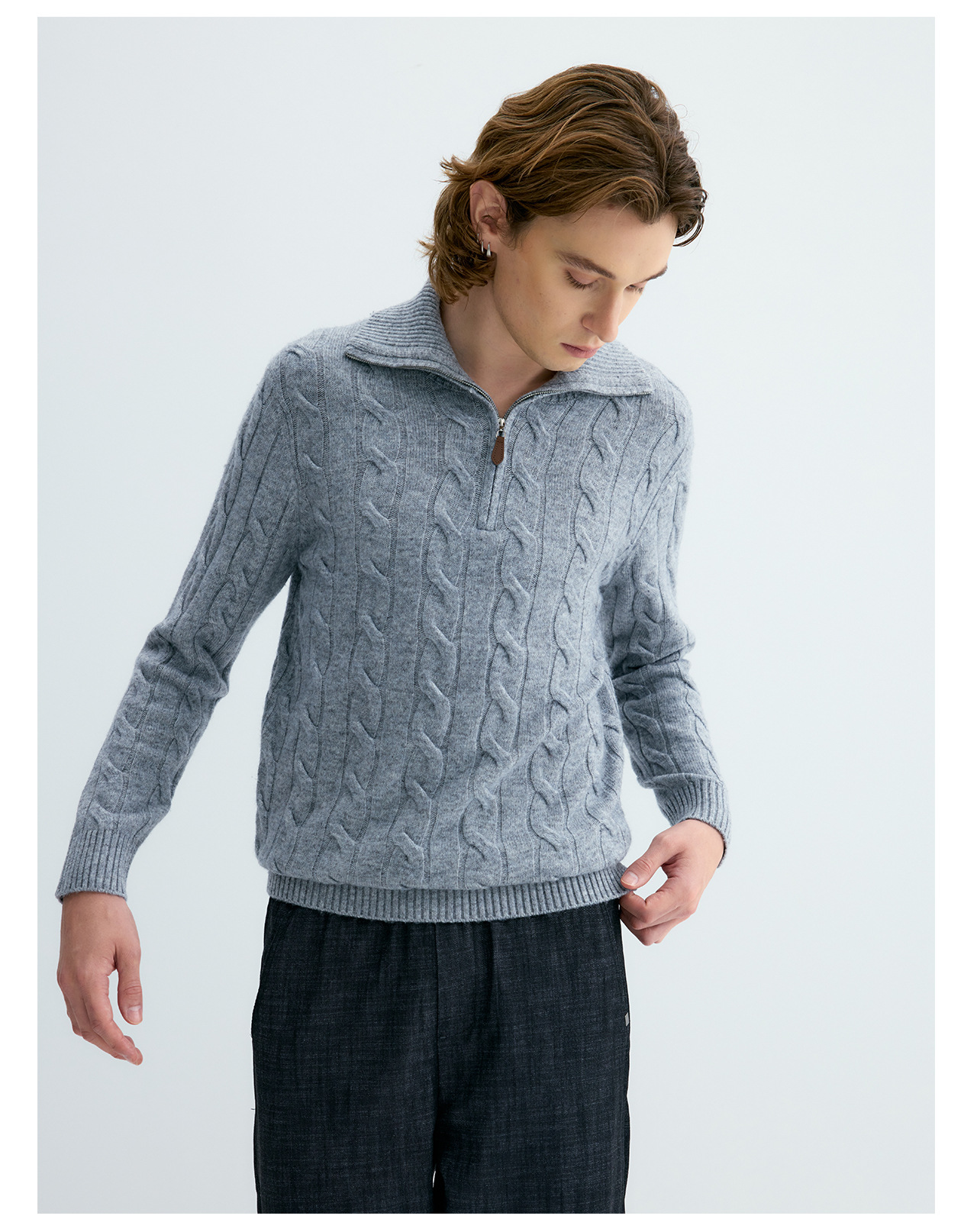 UNF 530g Cable-Knit Half-Zip Polo Sweater