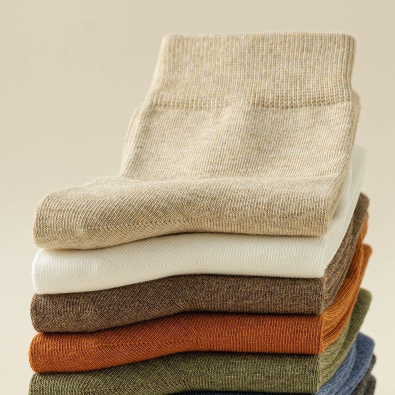 諸暨男士襪子中筒襪秋冬季精梳抗菌防臭男生春秋純色無骨商務長襪