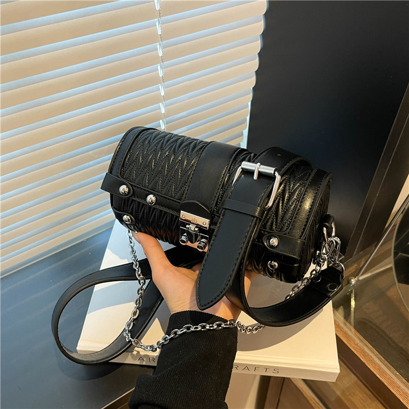 Light Luxury Barbie Dragon Cylinder Bag for Women 2026 New Fashion Spring/Summer High-End Niche Single-Shoulder Crossbody Pen Holder Bag Light Luxury Barbie Dragon Cylinder Bag for Women 2026 New Fashion Spring/Summer High-End Niche Single-Shoulder Crossbody Pen Holder Bag