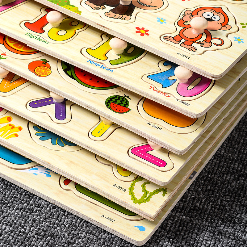 キノコの釘の手のつかみ板のパズルの子供の蒙氏の早教の木製のおもちゃのアルファベットの数字の果物の形の認知のつづり板