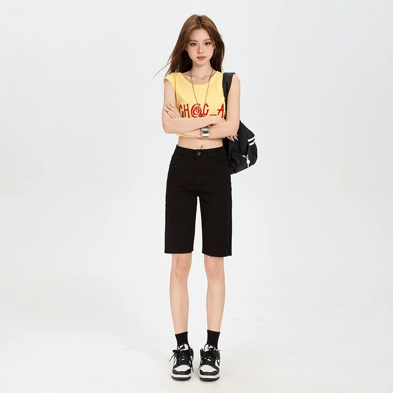 Women's black denim shorts, mid-length cycling pants, casual sporty cool style Women's black denim shorts, mid-length cycling pants, casual sporty cool style