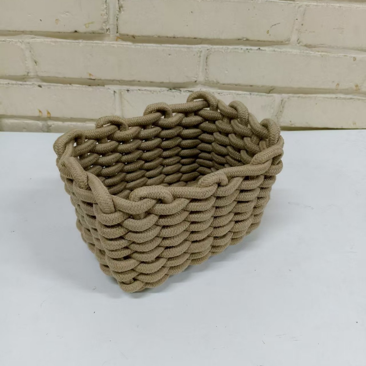 北欧風手編み粗綿紐化粧品収納ケース玄関口紅スナックキー整理デスクトップ置物箱