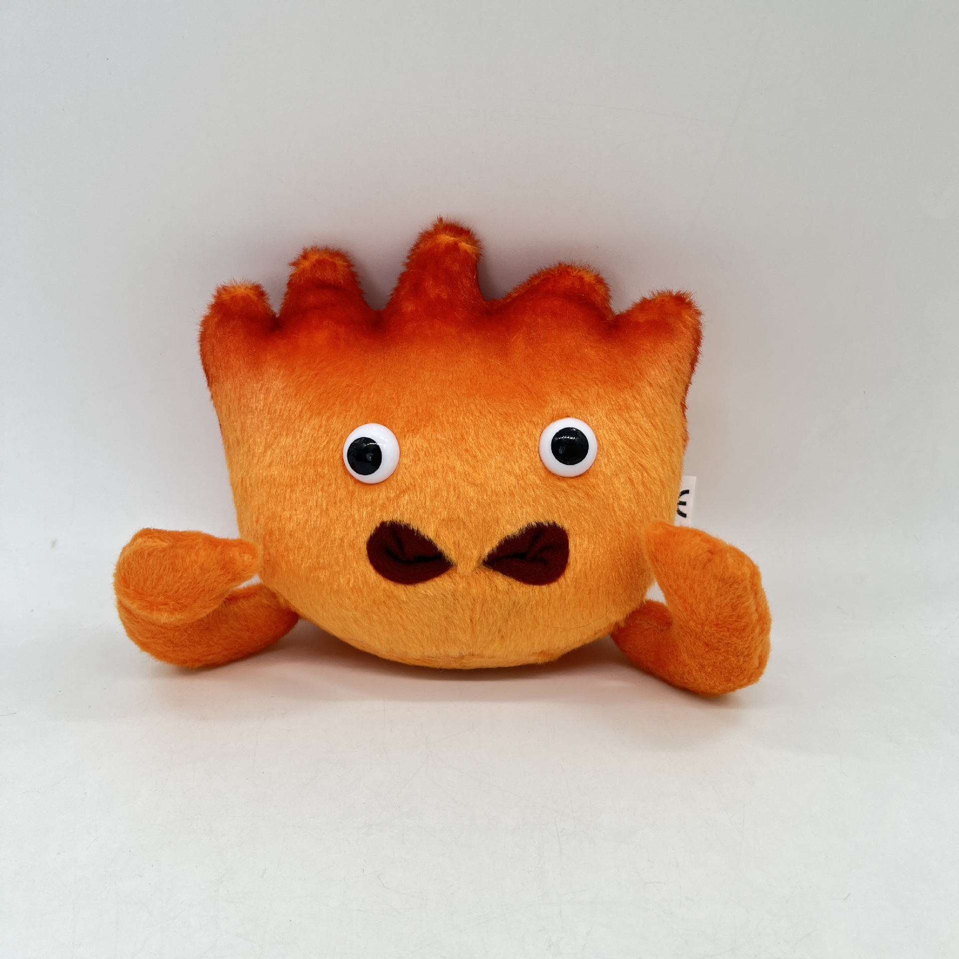 봉제 인형 인형을 둘러싼 국경 간 새로운 CALCIFER 플러시 불꽃 인형 애니메이션